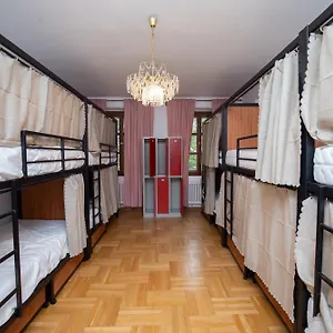 womens-only-hostel-female-only.praguehotelsweb.com/